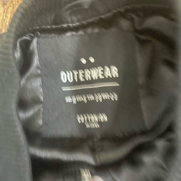 COPY - Bomber Jacket - Picture 5 of 9